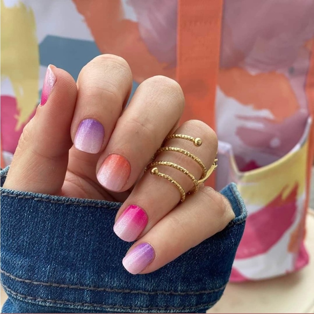 *Retired* Color Street: To the Max | Pink Orange Magenta Purple Gradient Ombre